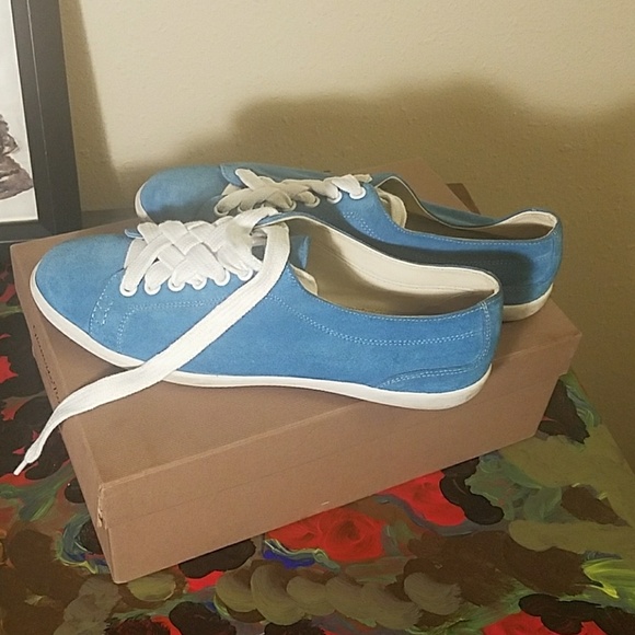 Blue suede bottega veneta sneakers - Picture 2 of 3